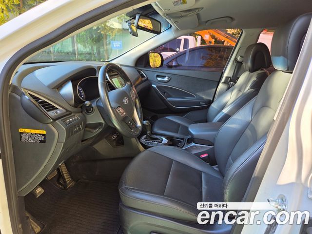 Hyundai Santafe 2016 — photo 8