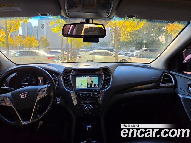 Hyundai Santafe 2016 — photo 13
