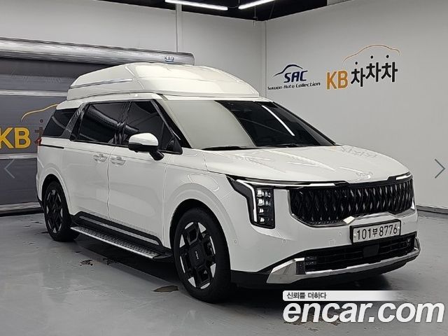 Kia Canival 2025 — photo 1