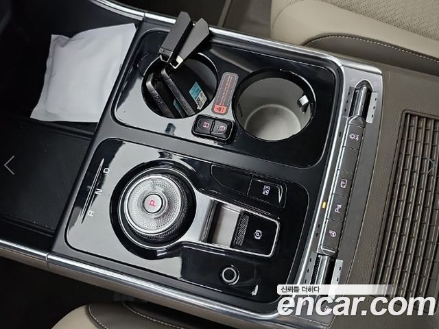Kia Canival 2025 — photo 8