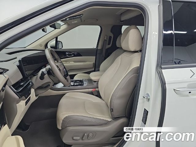 Kia Canival 2025 — photo 11