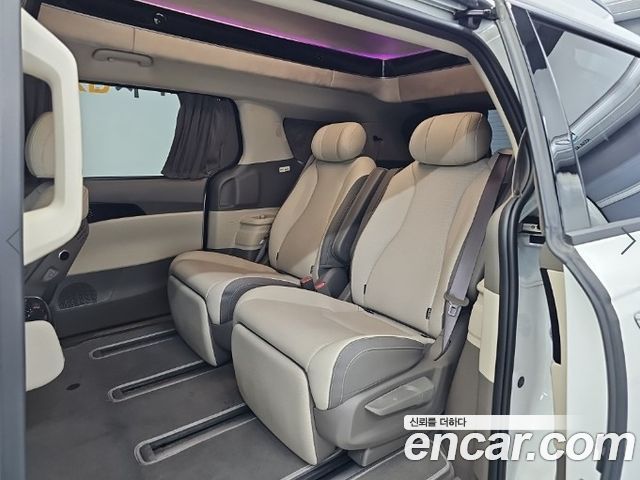 Kia Canival 2025 — photo 12