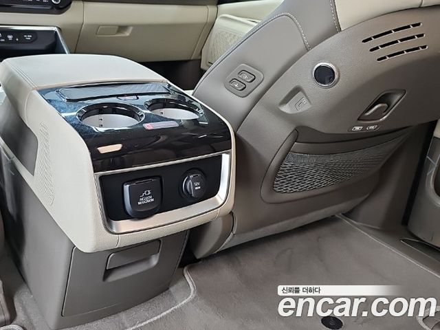 Kia Canival 2025 — photo 15