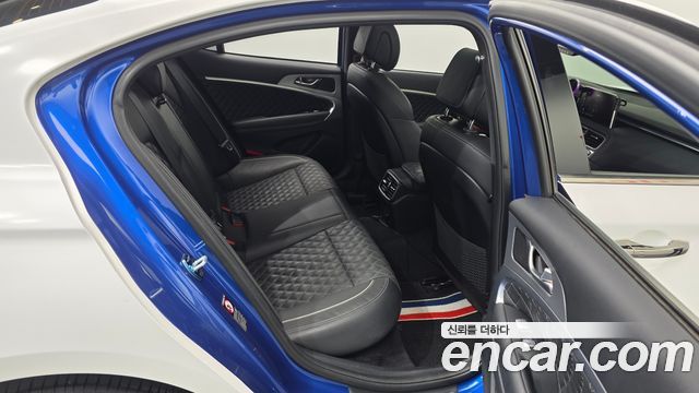 Genesis G70 2019 — photo 18
