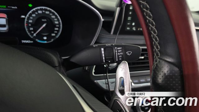 Genesis G70 2019 — photo 25