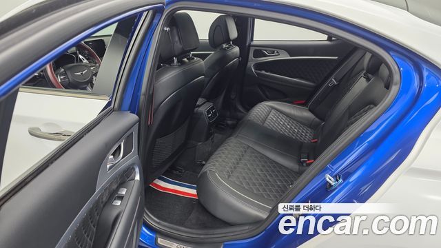 Genesis G70 2019 — photo 16