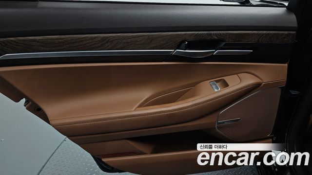 Genesis G90 2021 — photo 15