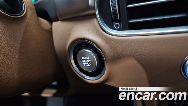 Genesis G90 2021 — photo 35