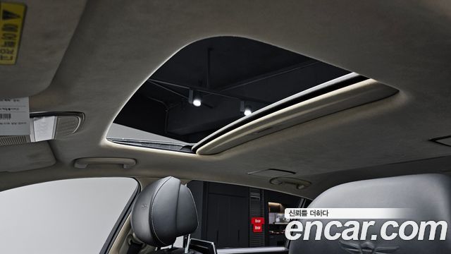 Genesis G90 2019 — photo 29