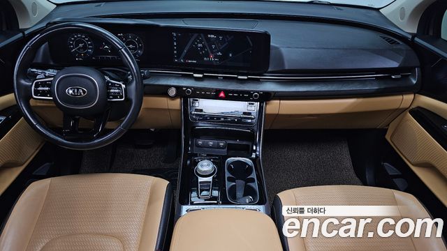 Kia Canival 2021 — photo 10