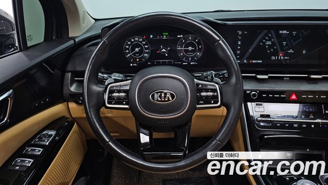 Kia Canival 2021 — photo 19