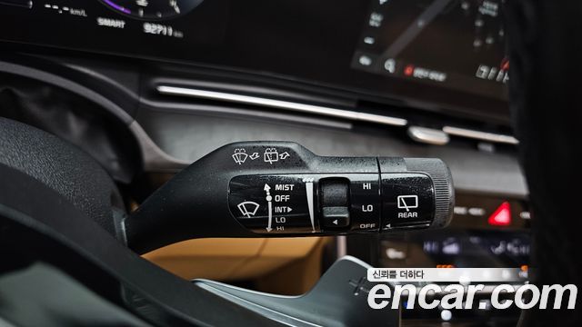 Kia Canival 2021 — photo 28