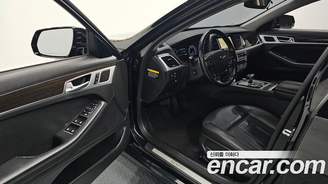 Genesis G80 2017 — photo 17