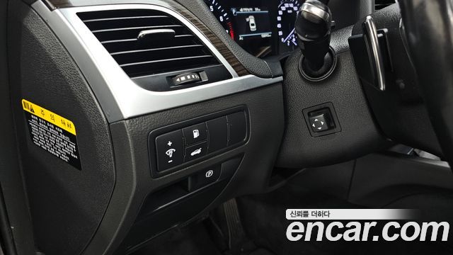 Genesis G80 2017 — photo 23