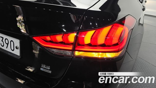 Genesis G80 2017 — photo 9