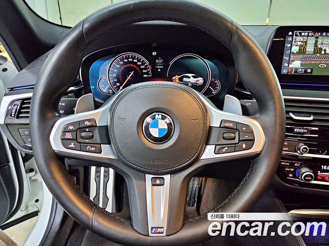 BMW 5-Series 2018 — photo 6