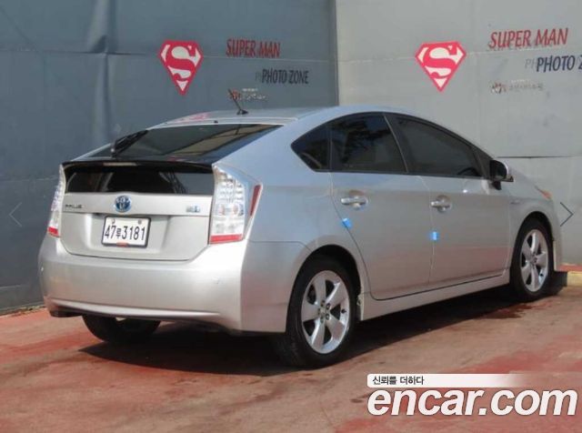 Toyota Prius 2010 — photo 3