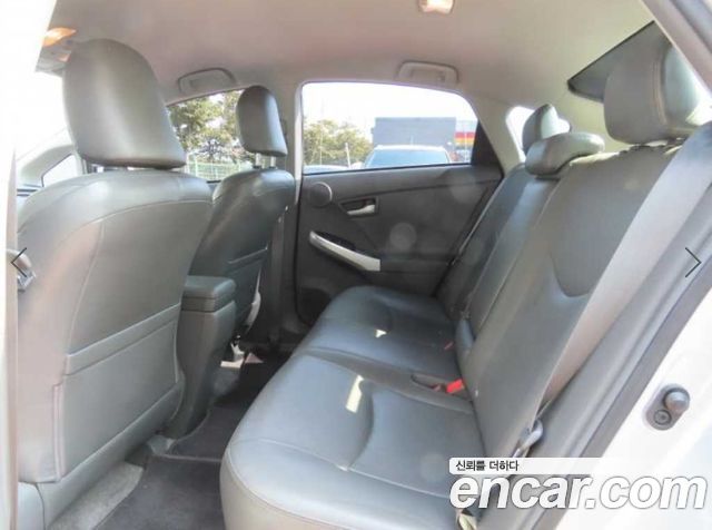 Toyota Prius 2010 — photo 6