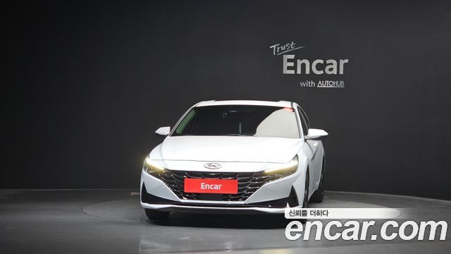 Hyundai AVANTE 2023 — photo 3