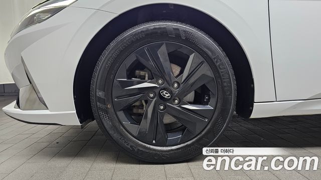 Hyundai AVANTE 2023 — photo 5
