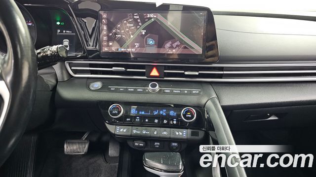 Hyundai AVANTE 2023 — photo 18