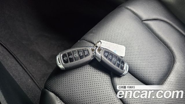 Hyundai AVANTE 2023 — photo 21