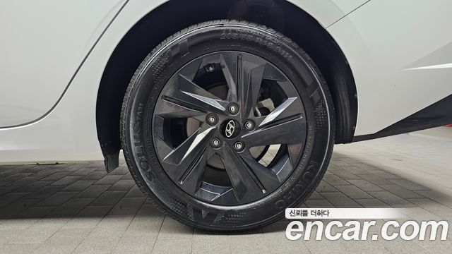 Hyundai AVANTE 2023 — photo 7