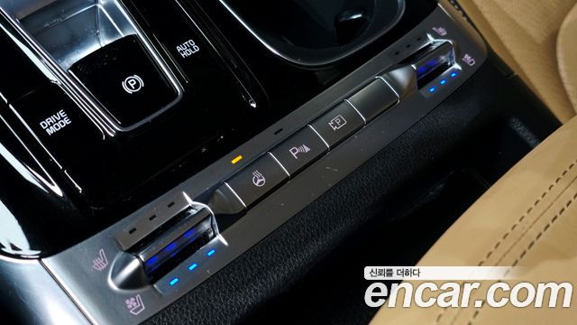 Kia Canival 2022 — photo 21
