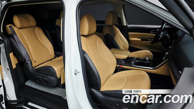 Kia Canival 2022 — photo 26