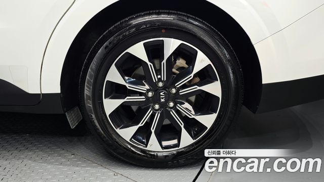Kia Canival 2022 — photo 7