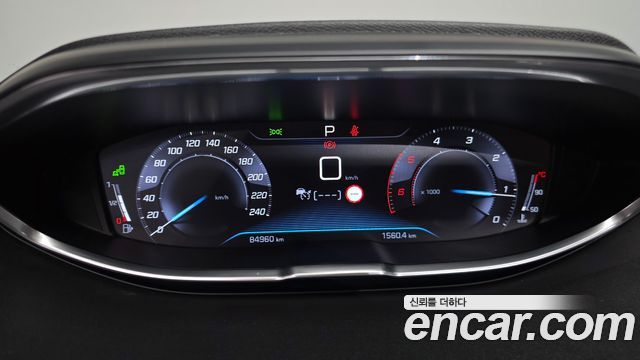 Peugeot 3008 2019 — photo 11