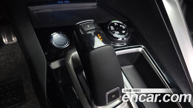 Peugeot 3008 2019 — photo 12