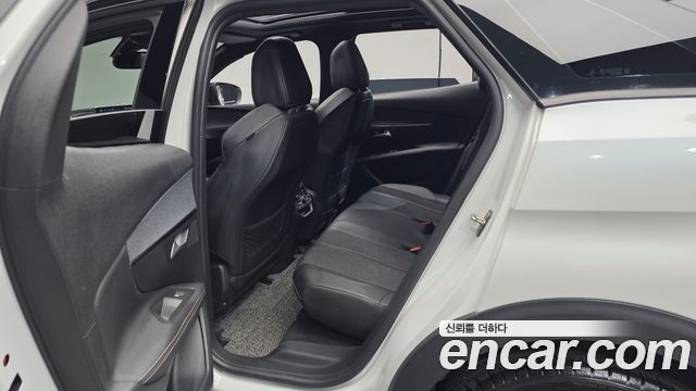 Peugeot 3008 2019 — photo 17