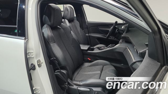 Peugeot 3008 2019 — photo 16