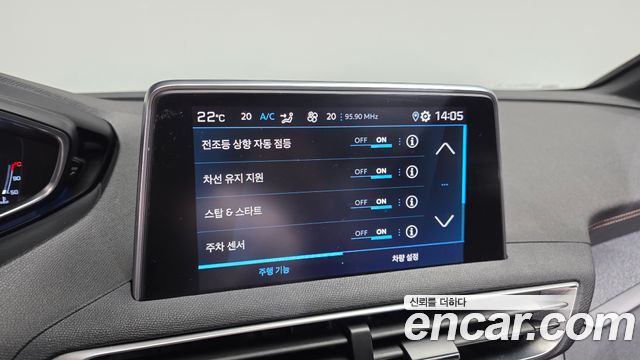 Peugeot 3008 2019 — photo 33