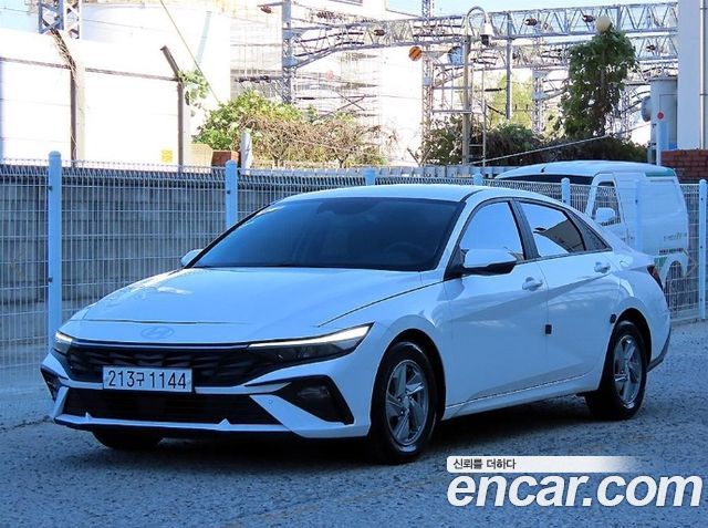 Hyundai AVANTE 2024 — photo 2