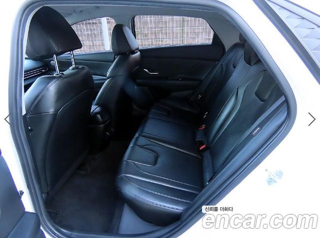 Hyundai AVANTE 2024 — photo 6