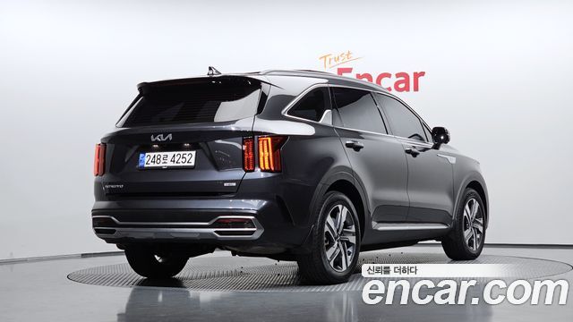 Kia Sorento 2023 — photo 2