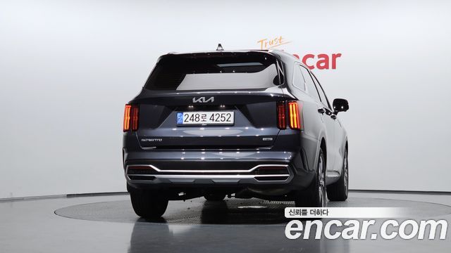 Kia Sorento 2023 — photo 4