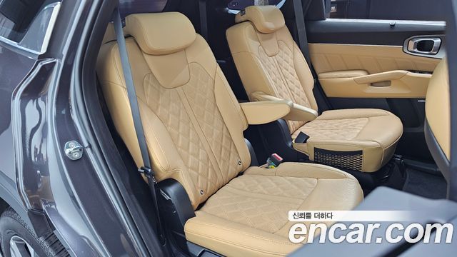 Kia Sorento 2023 — photo 17