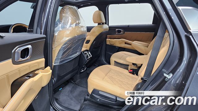 Kia Sorento 2023 — photo 18