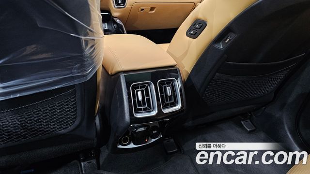 Kia Sorento 2023 — photo 30