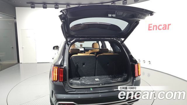 Kia Sorento 2023 — photo 32
