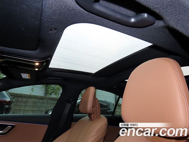 Mercedes-Benz E-Class 2026 — photo 17