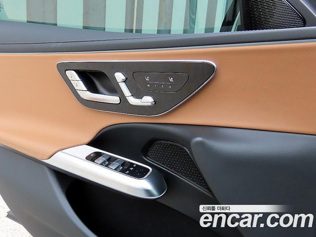 Mercedes-Benz E-Class 2026 — photo 19