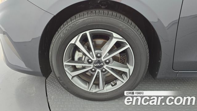Kia K3 2022 — photo 5