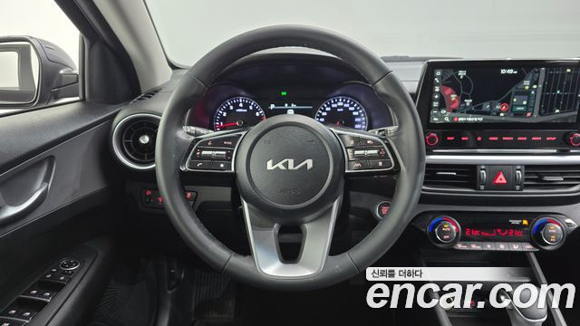 Kia K3 2022 — photo 19