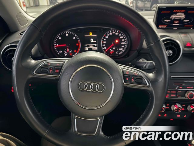 Audi A1 2015 — photo 11