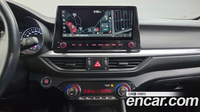 Kia K3 2022 — photo 18