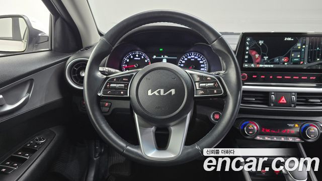 Kia K3 2022 — photo 19